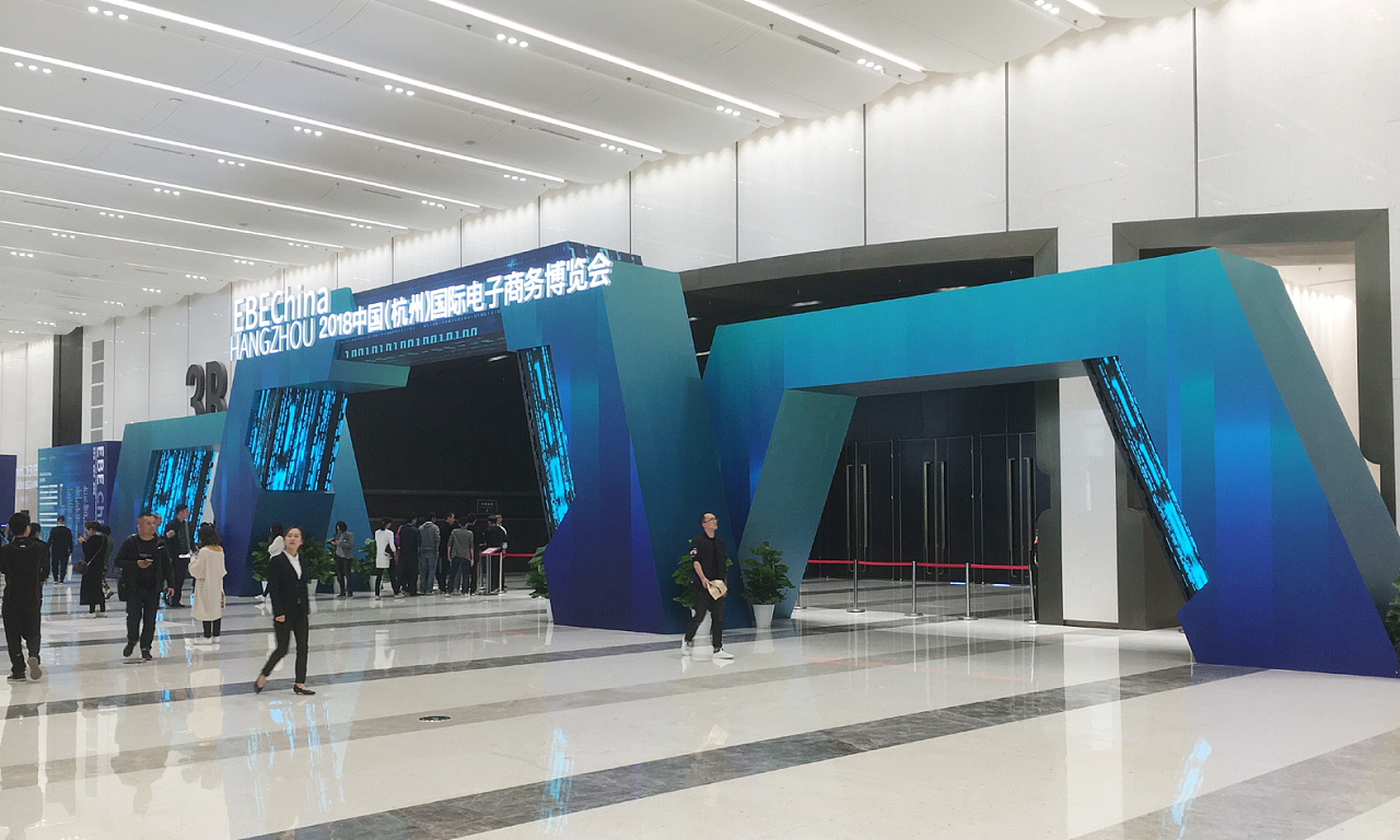探索專業(yè)會(huì)議與展覽服務(wù) 以3D MAX源文件為核心的門頭設(shè)計(jì)、美陳與活動(dòng)發(fā)布全案解析